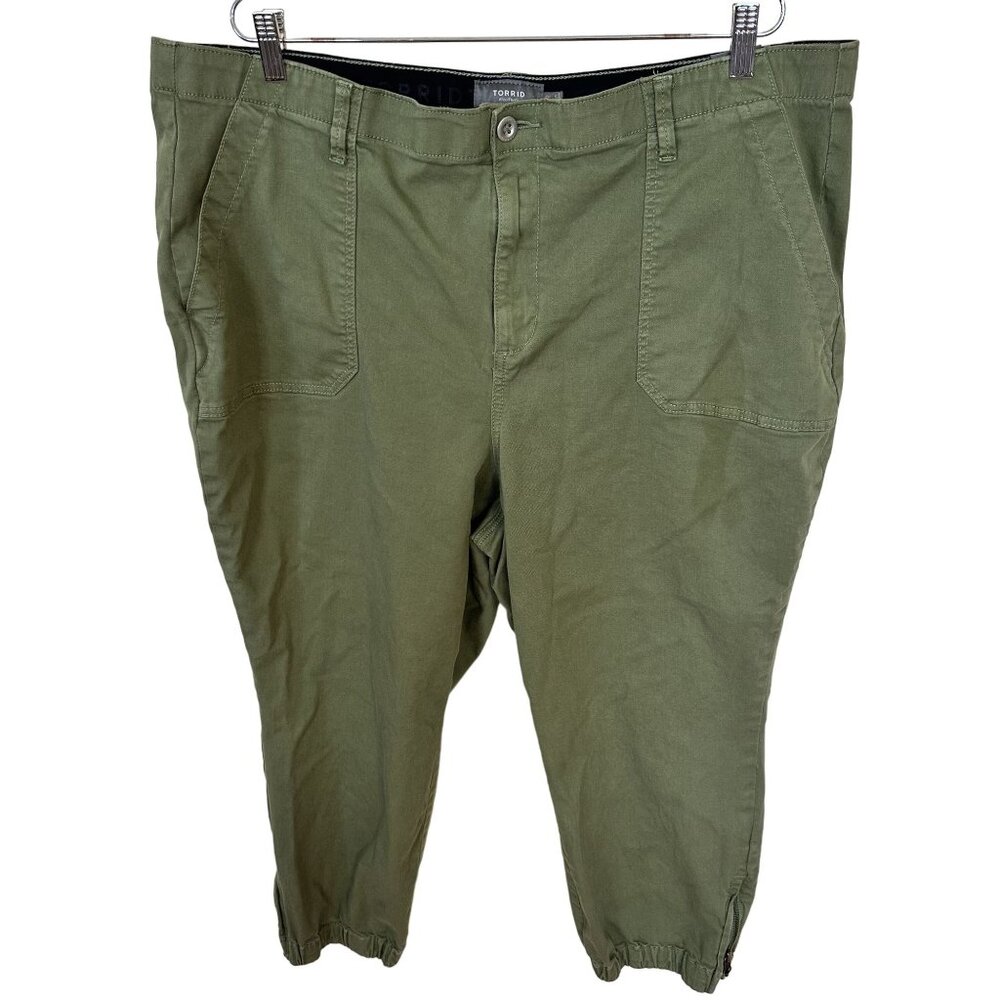 Torrid Olive Green Womens Cropped Pants 24R Cotton Feel the Fit 2X Cargo